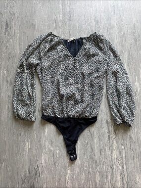 Abercrombie & Fitch Navy and White Floral Bodysuit
